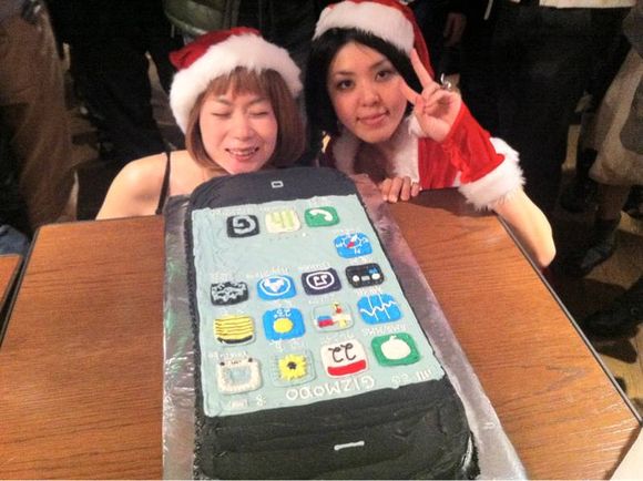 巨大iPhone ケーキ！ #gizxmas